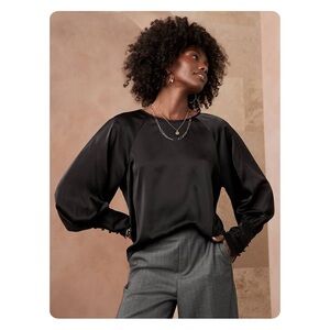 ★ Banana Republic Tie-Back Blouson Sleeve Top - Black ★